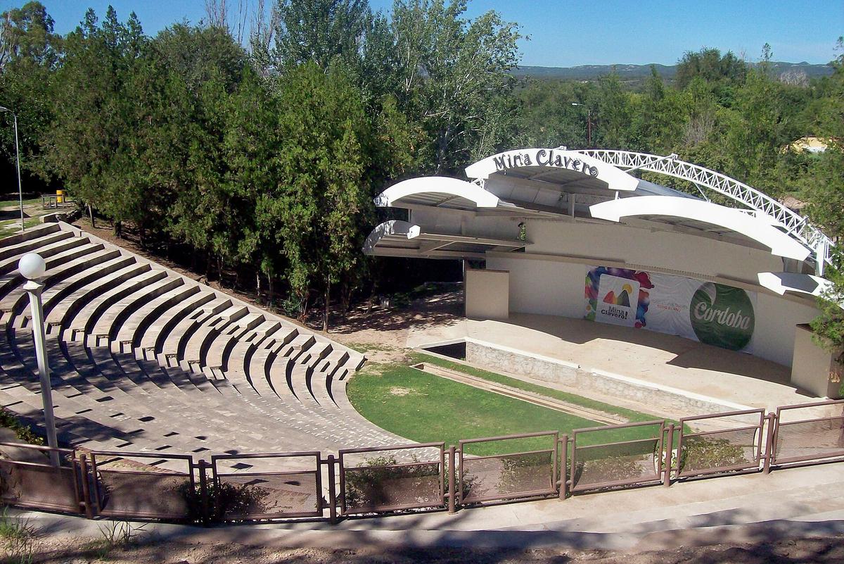 Anfiteatro José Hernández de Mina Clavero, escenario de los festivales de verano